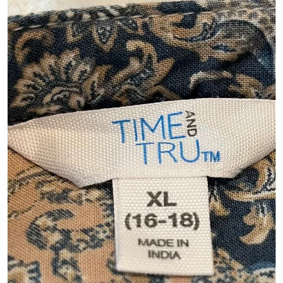 TIME & TRU LONG SLEEVE PEASANT BLOUSE, WOMENS, XL(16-18), BLUE TAN WHITE PAISLEY - Picture 9 of 10